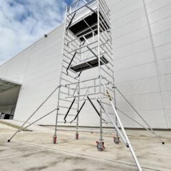 Torre Móvel de Alumínio PERSUM Altezza Top L430 4,30m 120x240cm