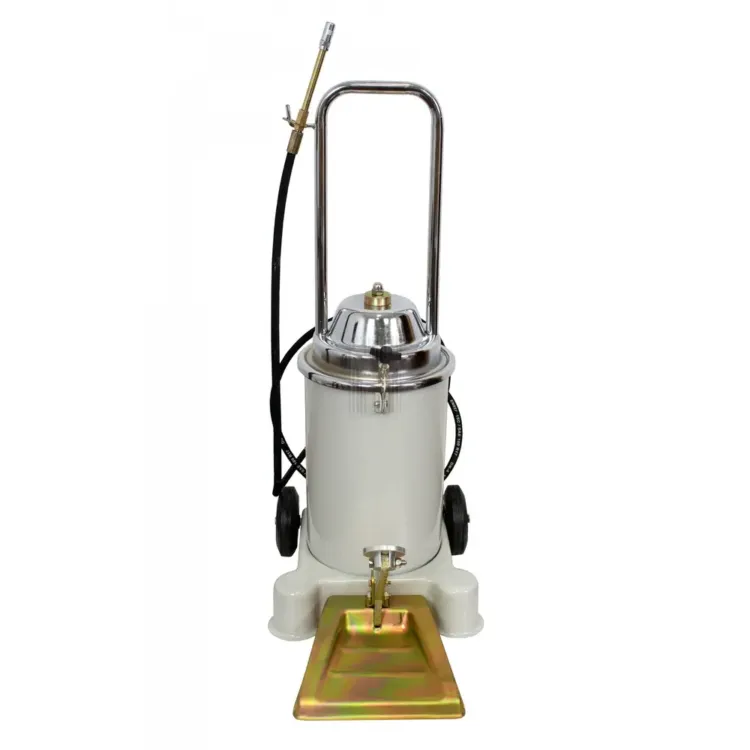 BOMBA MASSA MANUAL PÉ 13KG KROFTOOLS BOMBA MASSA MANUAL PÉ 13KG KROFTOOLS