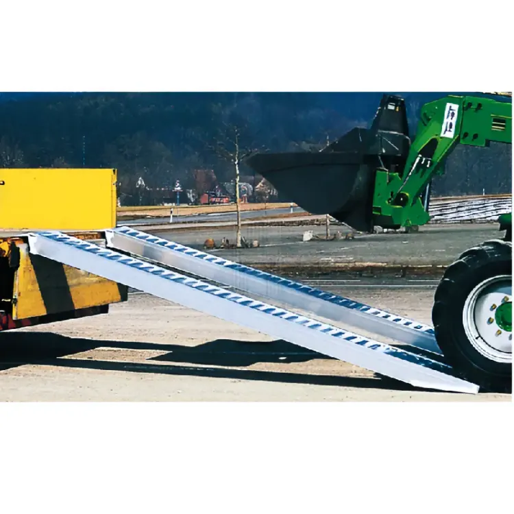 RAMPAS DE ALUMÍNIO PARA VEÍCULOS 4.000×410 ND