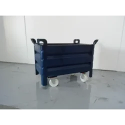 CESTO DE CHAPA METÁLICA COM RODAS E PÉS