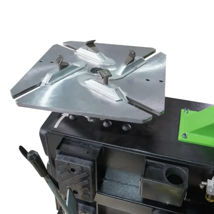 Desmontadora de pneus semiautomática com braço oscilante JBM 220V 10-22"