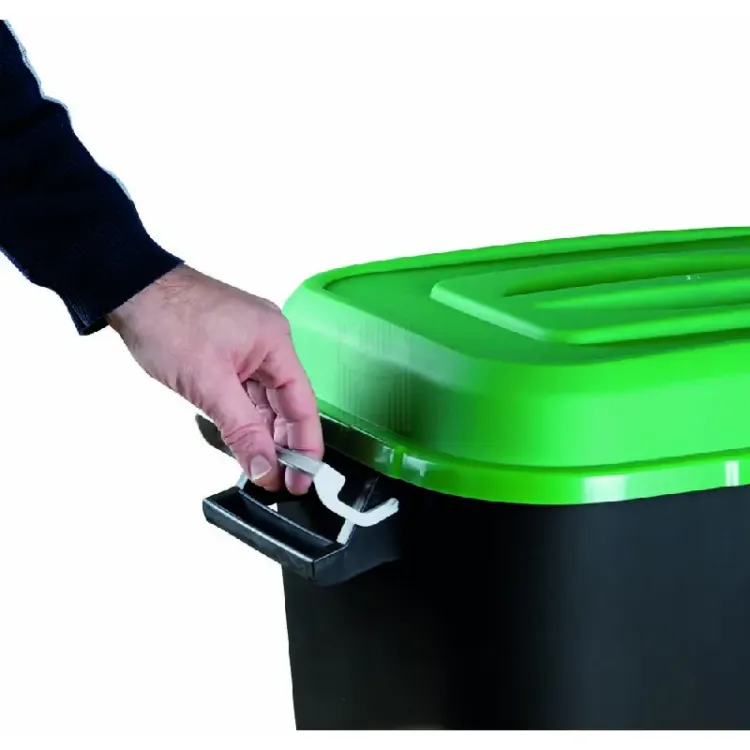 CAIXOTE DO LIXO 75L PRETO COM TAMPA VERDE TAYG