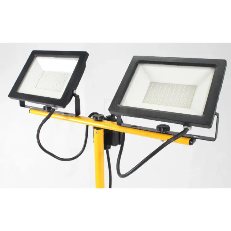 FOCO LED DUPLO COM TRIPÉ 50WX2 4250LMX2 MADER