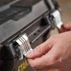 ARCA DE TRANSPORTE ESSENTIAL L STANLEY ()