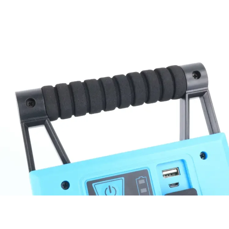 FOCO LED PORTÁTIL 20W – MADER