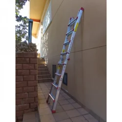 ESCADA ARTICULADA MULTIFUNÇÕES 13 DEGRAUS SCAL