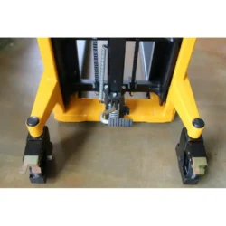 Empilhador Manual HU-LIFT SDA2016 2000kg 1600mm