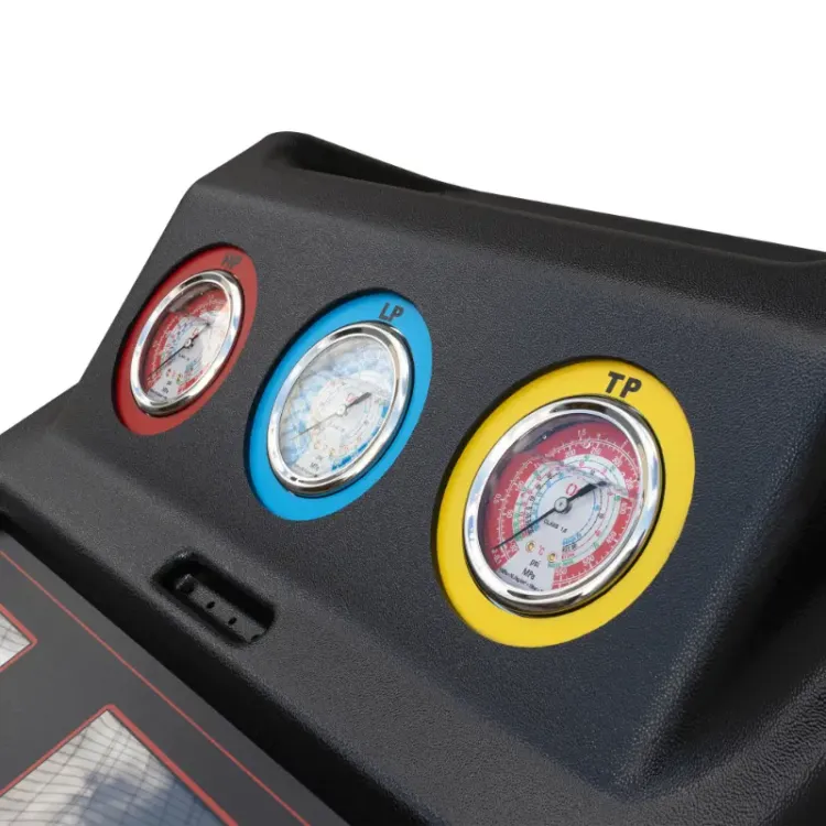 MÁQUINA PARA CARREGAMENTO DE AR ​​CONDICIONADO JBM ()