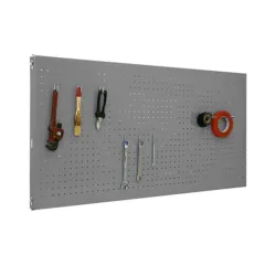 PAINEL DE PAREDE PERFURADO 1200X600 CINZA + 8 GANCHOS