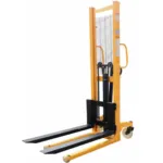 ELEVADOR HIDRÁULICO PORTA PALETES 1TON MADER