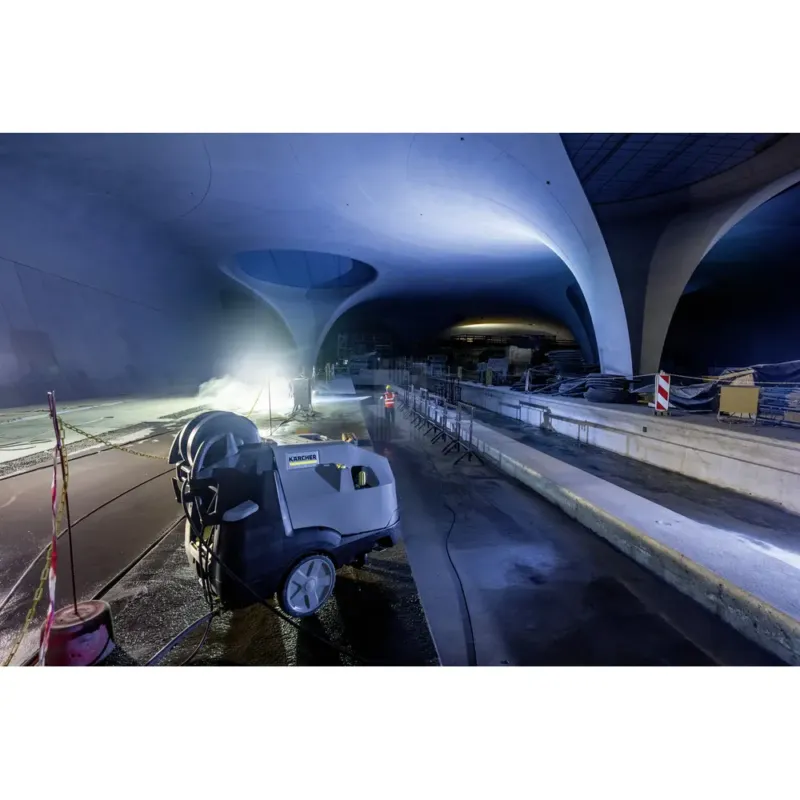 LAVADORA ÁGUA QUENTE KARCHER HDS 12/18-4 S