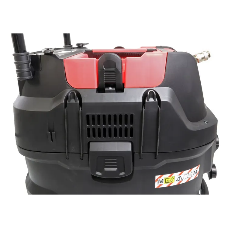 ASPIRADOR CONSTRUÇÃO PÓ/LÍQUIDOS 40L 1600W COM TOMADA MADER