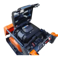 COMPACTADORA MOVIMENTO FRONTAL ALIMENTADA A BATERIA