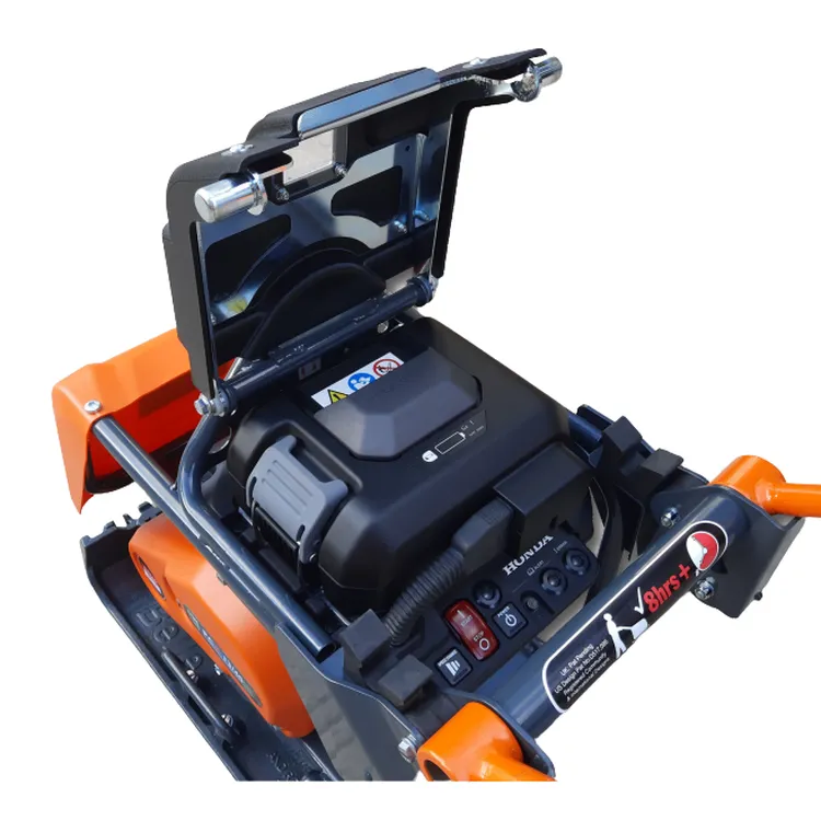 COMPACTADORA MOVIMENTO FRONTAL ALIMENTADA A BATERIA