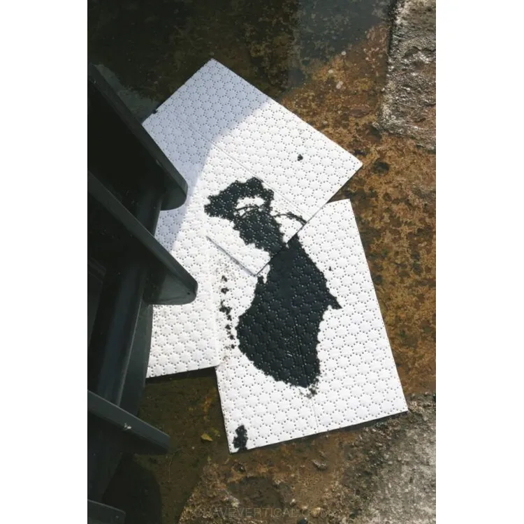 FOLHA ABSORVENTE PARA HIDROCARBONETOS 400X500MM