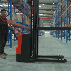 Empilhador Elétrico Pedonal EP WSA161 1600 KG 3000 MM LI-ION