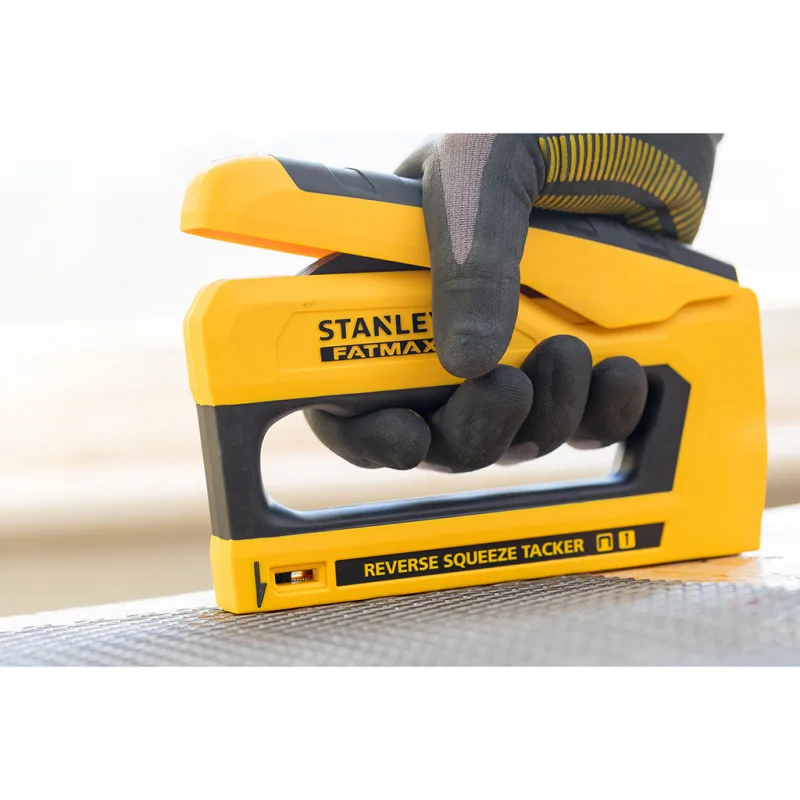 AGRAFADOR FATMAX® BOTÃO DE PRESSÃO DIANTEIRO STANLEY