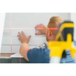 NÍVEIS LASER DE LINHAS VERMELHAS EM CRUZ STANLEY