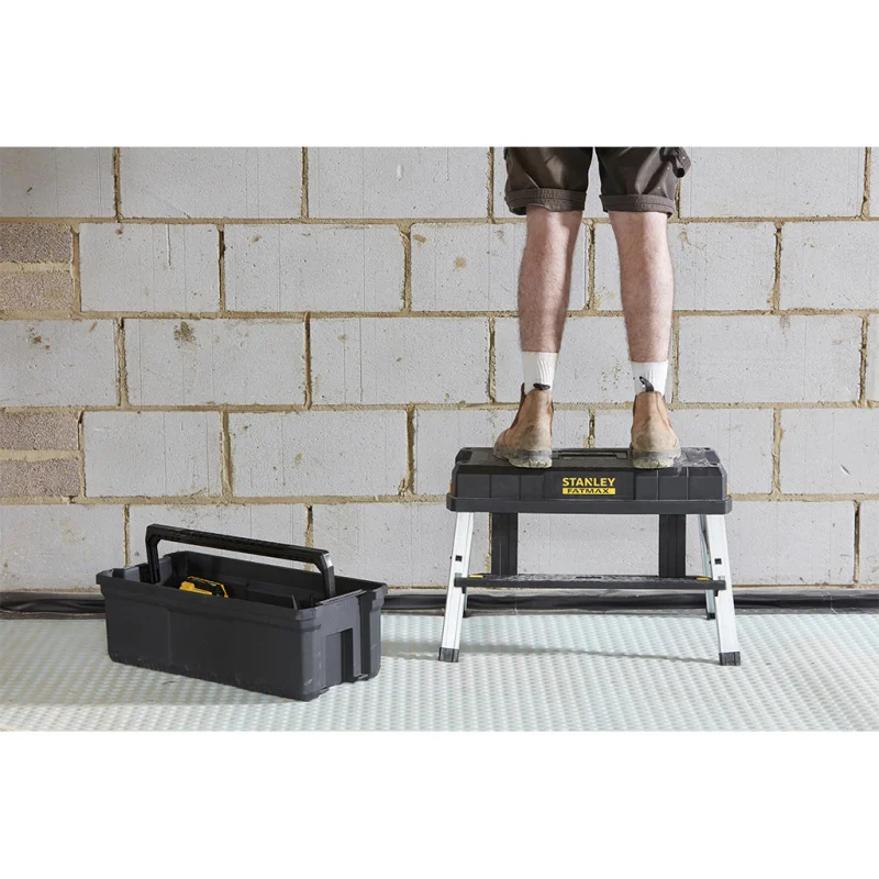 CAIXA DE FERRAMENTAS 25" COM ELEVADOR STANLEY