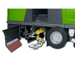 Varredora de Condutor Sentado 900 CLEANCRAFT AUKM 15000 - 25000 m² 13860 m²/h