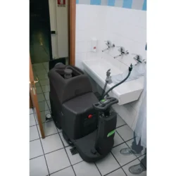 Lavadora de Condutor Sentado 560 CLEANCRAFT ASSM 2000 - 4500 m² 2632 m²/h