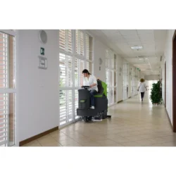 Lavadora de Condutor Sentado 850 CLEANCRAFT ASSM 4500 - 5100 m² 5100 m²/h