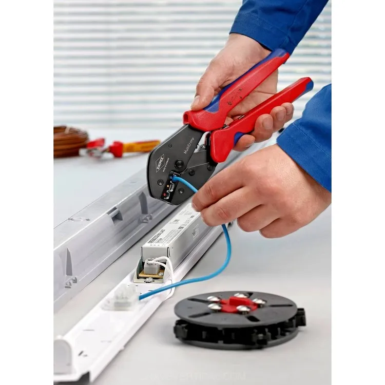 Alicate de Cravar Automático KNIPEX 250mm com 5 Matrizes Intermutáveis