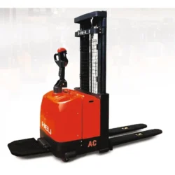 STACKER ELÉTRICO 5000 MM 1600 KG C/ PLATAFORMA