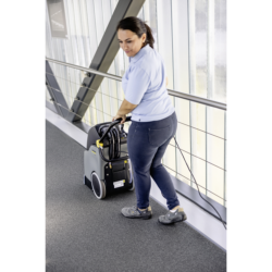 Limpador de Carpetes KÄRCHER BRC 30/15 C 1130W