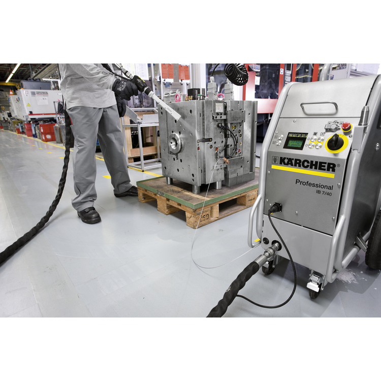 IB 7/40 Advanced KARCHER Jateadora de Gelo Seco 220-240V 15kg