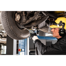 Máquina de Limpeza por Gelo Seco KÄRCHER IB 10/8 L2P 220-230 V 92 kg