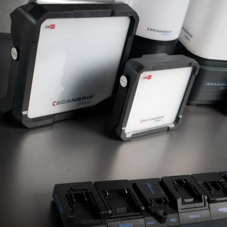 Luz de Trabalho sem Fio SCANGRIP VEGA 4 CONNECT 4000 Lumens IP54