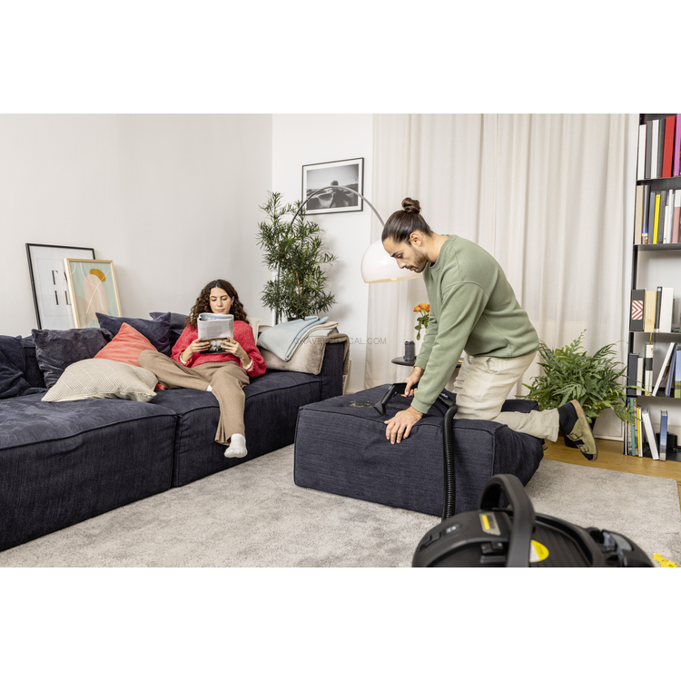 Lavadora de Estofos e Carpetes Kärcher SE 4 1000W 4L