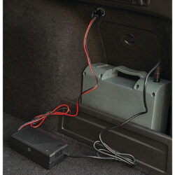 Carregador de bateria CLEANCRAFT 24-12V 3A, ficha para automóvel
