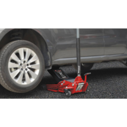 Macaco de Rodas Hidráulico Extra Baixo com Pedal DRAKKAR 2T 75-500 mm