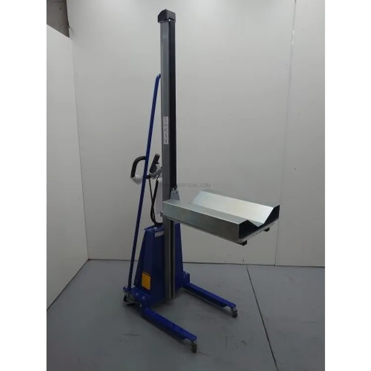 Empilhador Manual Leve para Bobinas ND com Base Frontal em V